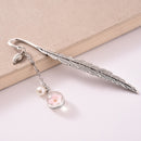 Creative Flower Specimens Bookmark Pendant Real Flower Design, Durable Metal, Elegant & Artistic Gift for Nature Lovers & Readers
