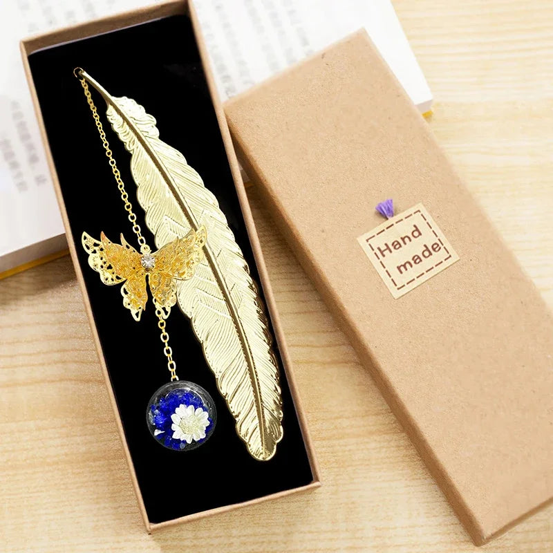 Chinese Style Metal Feather Bookmark with Immortal Dried Flower & Butterfly Leaf Elegant & Durable